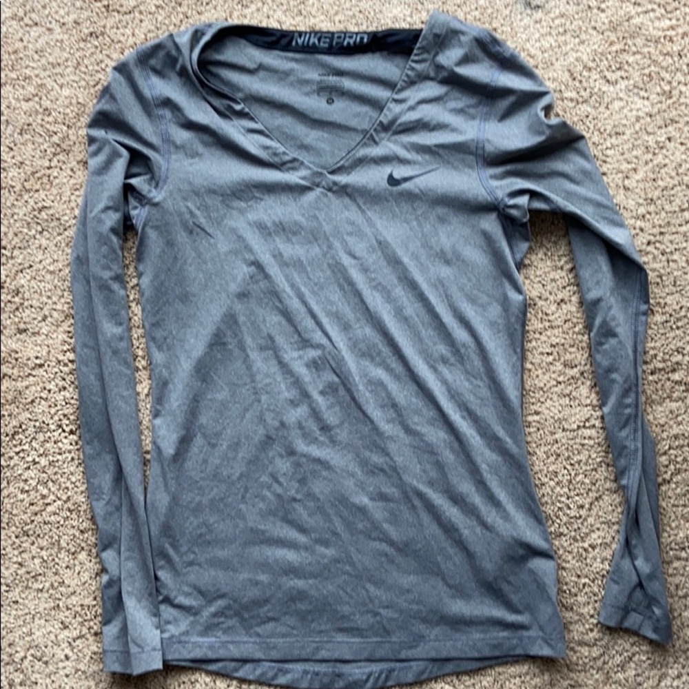 Nike pro gray v neck